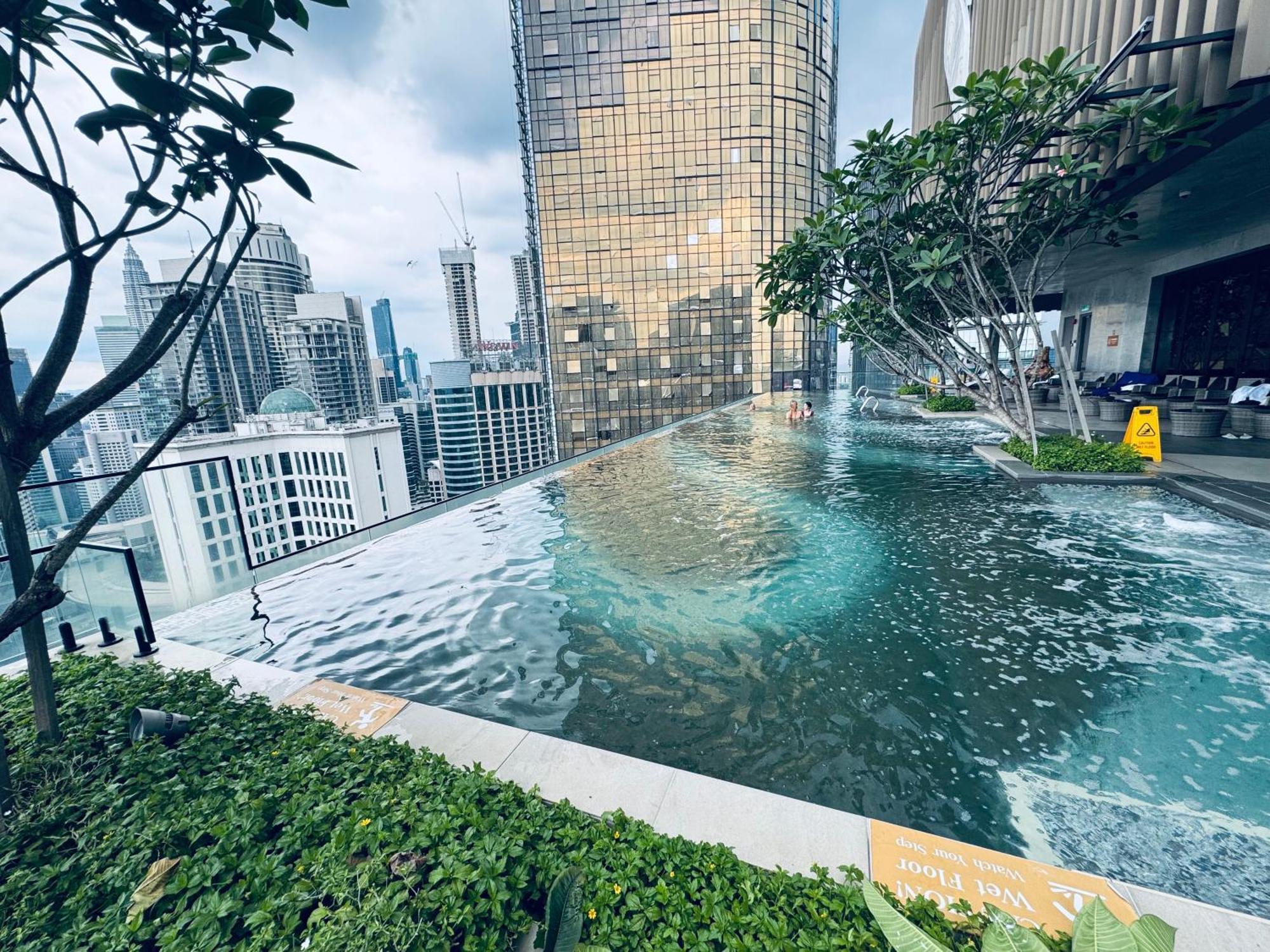Luxury Suites At Axon Residence 쿠알라룸푸르 외부 사진